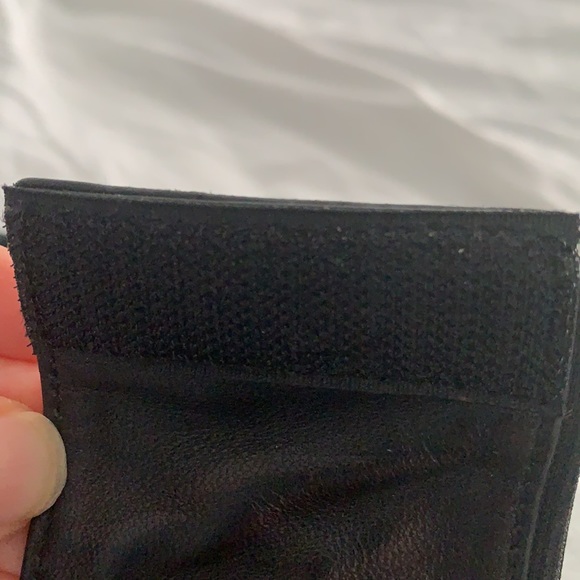 Gucci Velcro wrist bracelet / wallet - Picture 5 of 9